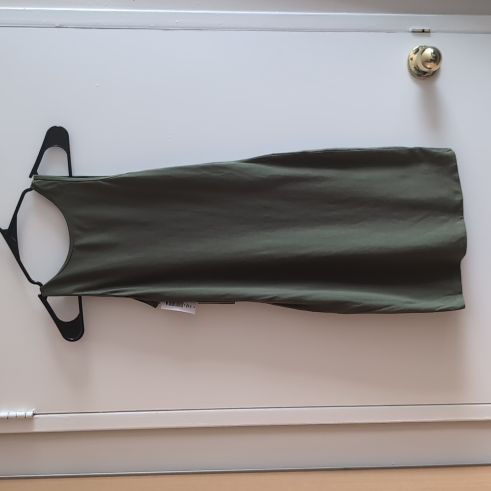 NWT Aritzia Community Oakland Dress
